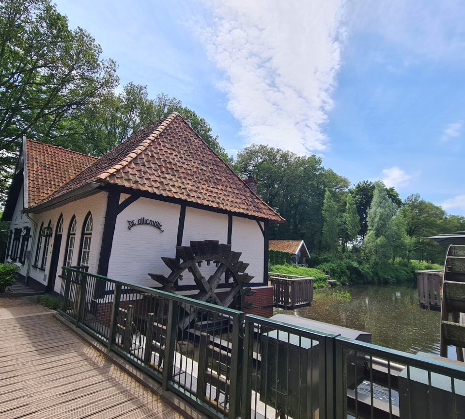 alte Wassermuehle in Winterswijk auf Hohe Mark RadRoute Tagestour